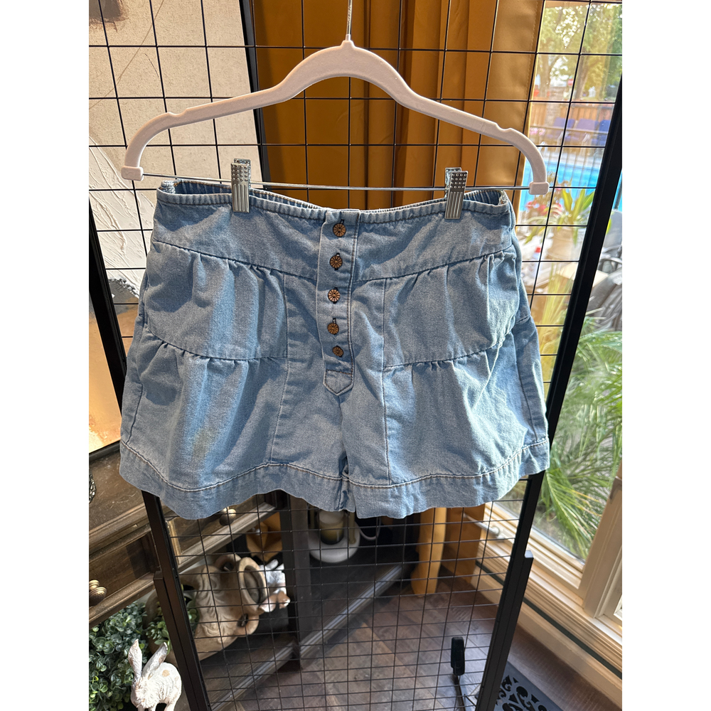 West Fade ruffled shorts in Blue